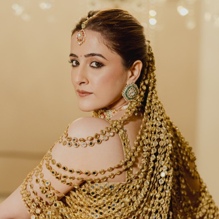 Nupur Sanon Biography