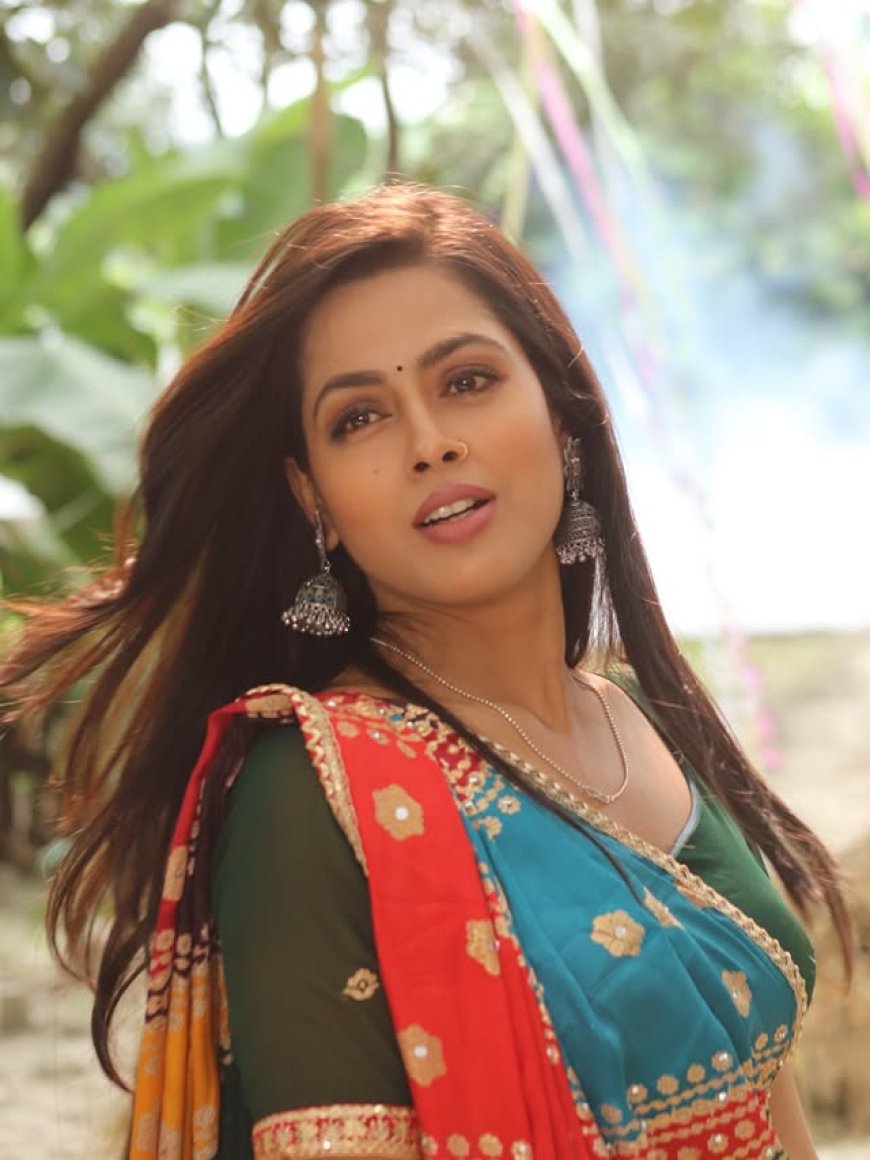 Richa Dixit Biography: Wiki, Age, Height, Boyfriend, Husband, Family & More.