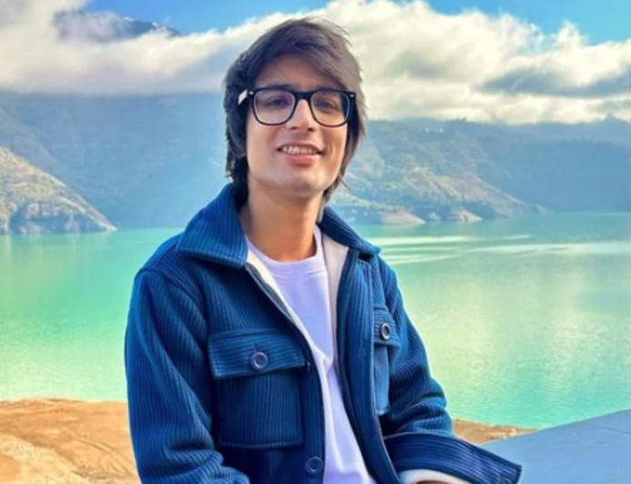 Sourav Joshi Biography: WIki, Age, Height, Wife, Vlogs, Family & More.