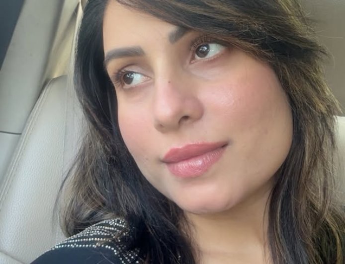 Sanjana Pandey Biography: Wiki, Age, Height, Boyfriend, Movies, Songs, Instagram & Net Worth