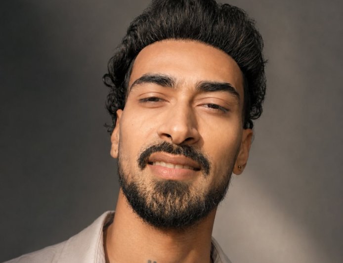 Muhfaad (Rapper) Biography: Wiki, Age, Height, Girlfriend, Family, Songs, Networth & More.