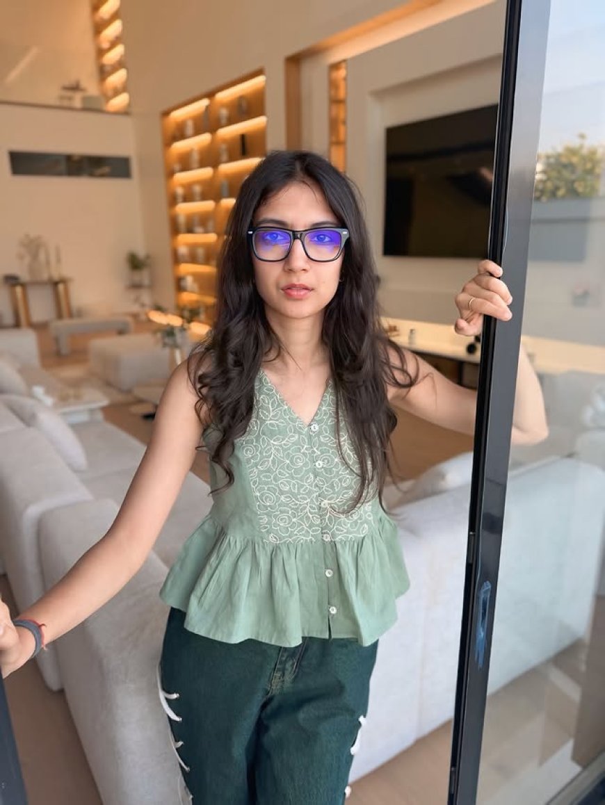 Avantika bhatt Biography