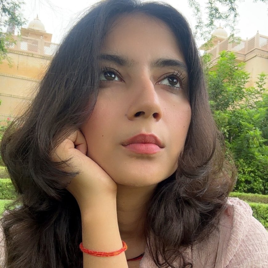 Avantika Bhatt Biography: Wiki, Age, Height, Husband, Family, Career & More.